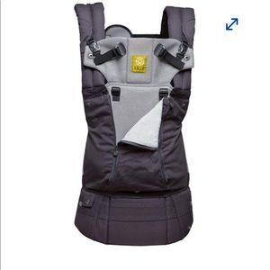 LILLEbaby Complete AirFlow Six Position Baby Carrier - Charcoal/Silver